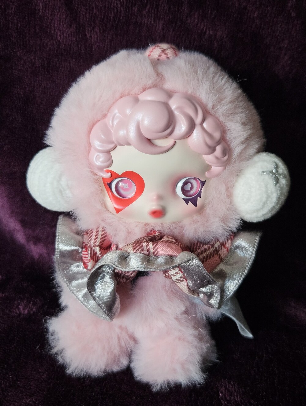 SKULLPANDA Winter Symphony- Rhapsody Authentic Plush - Picture 3 of 3